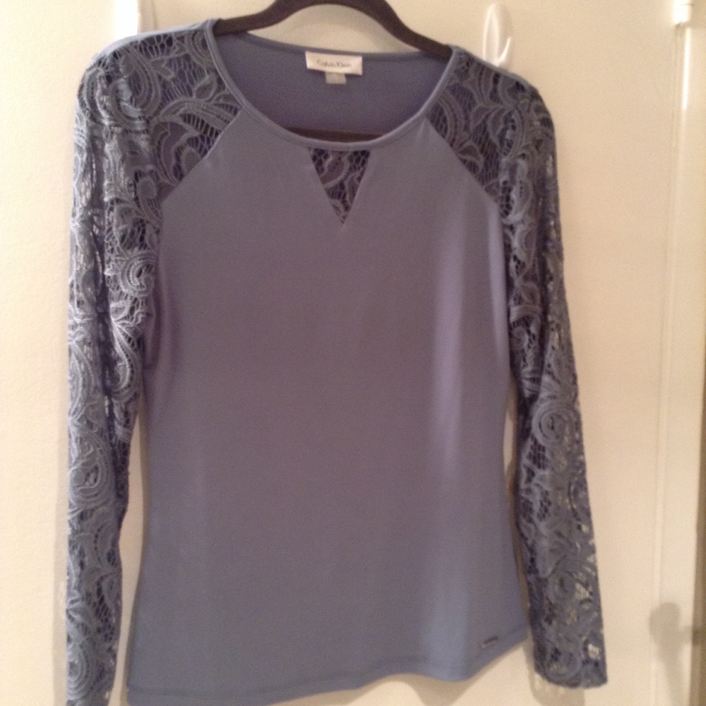 Calvin Klein Long Sleeve Top w/Lace Sleeves